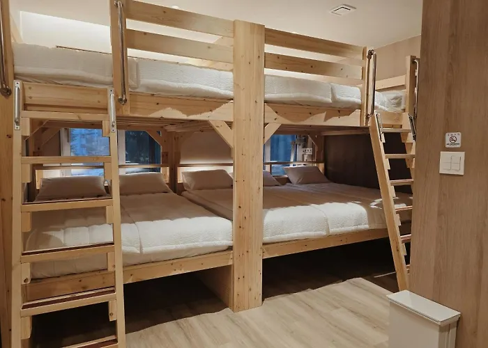 Urbannest Cheonggye Hotel