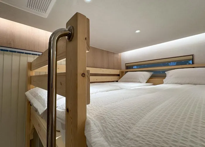 Urbannest Cheonggye Hotel
